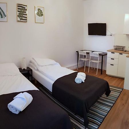 ורשה Apartamenty Metro Targowek מראה חיצוני תמונה